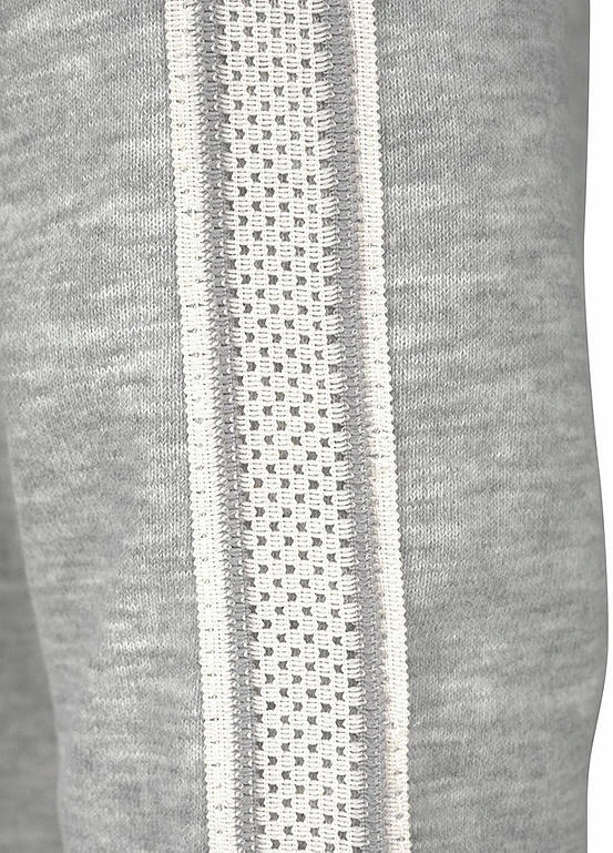 Bench Logo Print Hoody 3 Bench Logo Print Hoody - Image 3