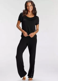 Bruno Banani Lace Back Detail Pyjamas