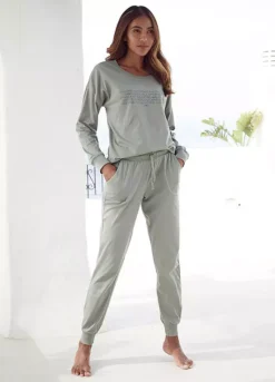 KangaROOS Slogan Print Pyjamas