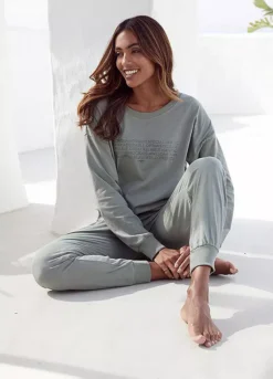 KangaROOS Slogan Print Pyjamas -Lascana Outlet Shop KangaROOS Slogan Print Pyjamas67395267FRSP W02