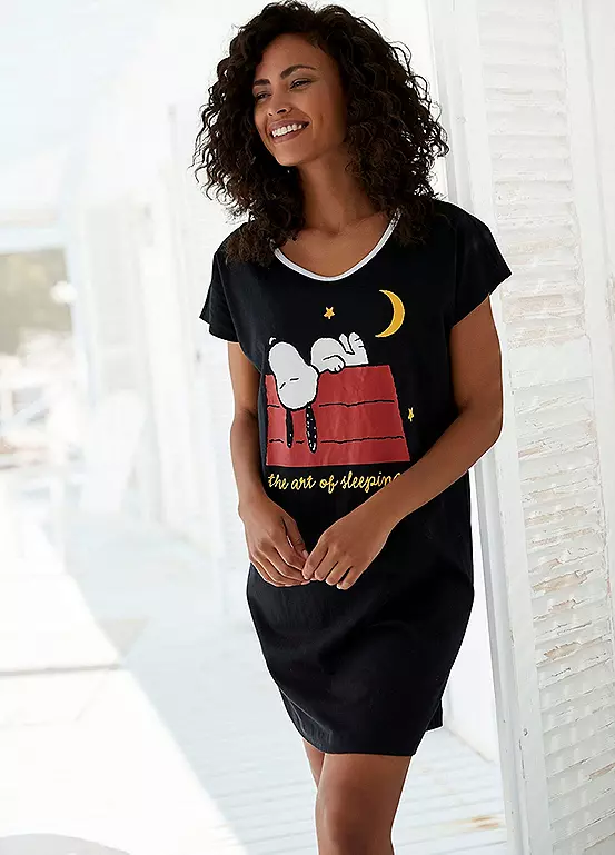 Peanuts Nightgown 1 Peanuts Nightgown