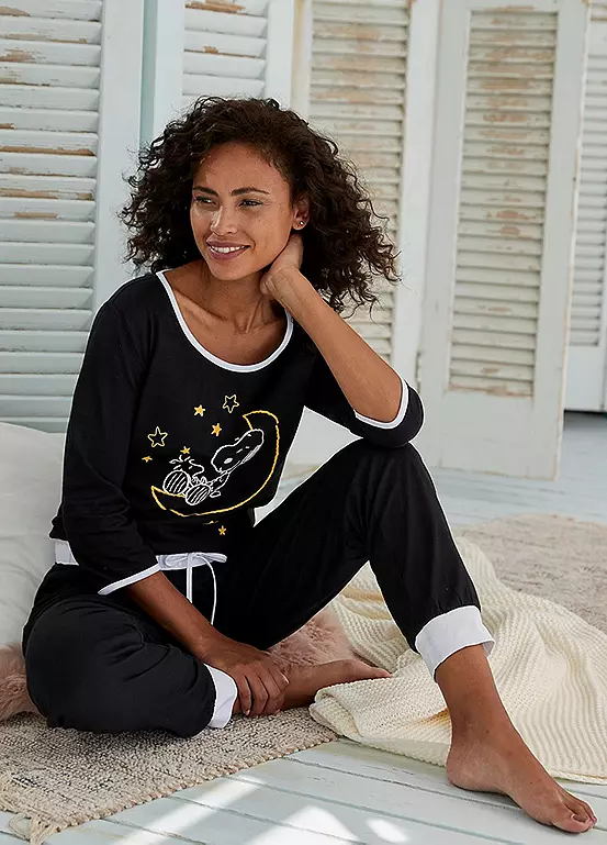 Peanuts Snoopy Pyjamas 3 Peanuts Snoopy Pyjamas - Image 3