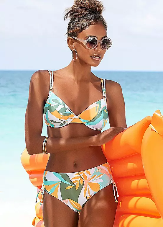 Sunseeker Leaf Print Underwired Bikini 1 Sunseeker Leaf Print Underwired Bikini