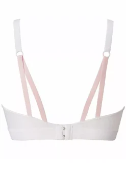 Triumph Free Motion Non-Underwired Sports Bra -Lascana Outlet Shop Triumph Free Motion Non Underwired Sports Bra799643FRSC W01