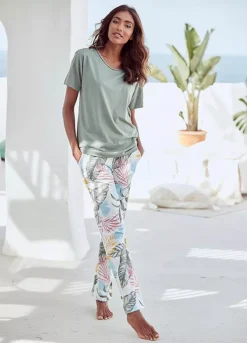 Vivance Dreams Tropical Print Pyjamas